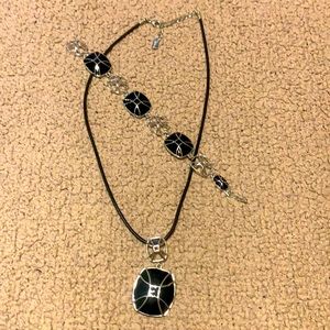 Liz & Co jewelry set